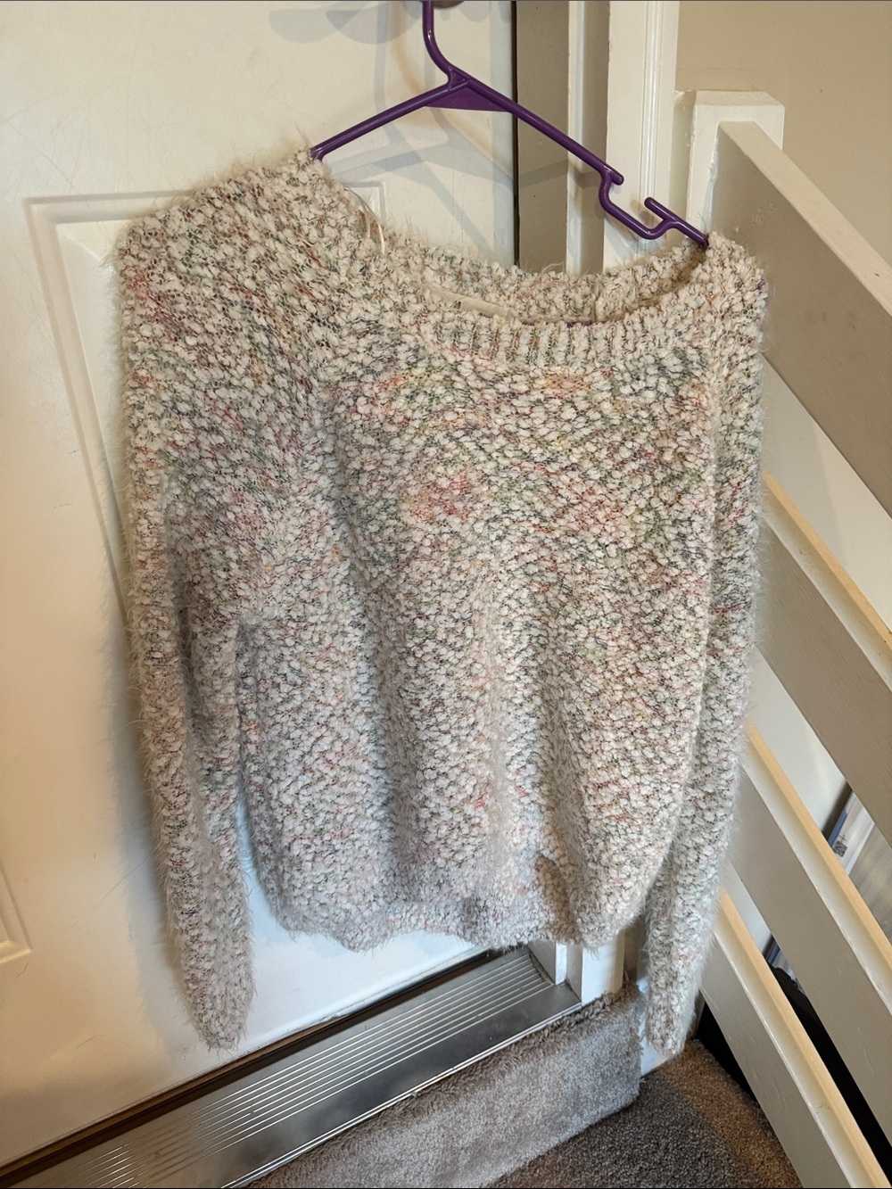 Women's Cozy Multicolor Crewneck Sweater - Soft Cream Blend
